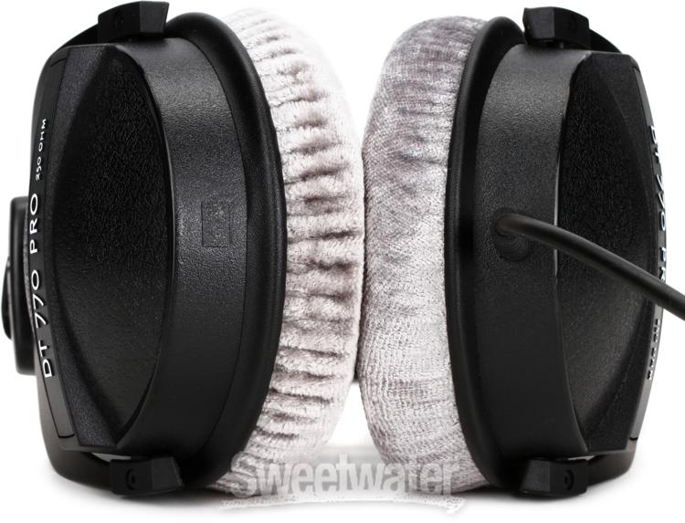 Beyerdynamic DT 770 PRO 250 ohms Closedback Studio Mixing Headphones